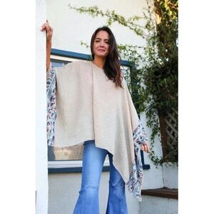 Leto Accessories Geometric Embroidered Sleeve Kimono‎ Boho Kaftan Top